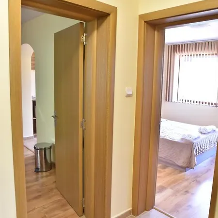 Paradise Apartment - Breathtaking View Veliko Tarnovo Exterior photo