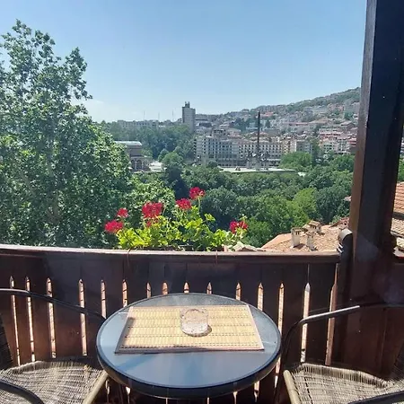 Paradise Apartment - Breathtaking View Veliko Tarnovo Exterior photo